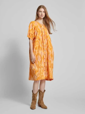 Sukienka o długości do kolan z listwą guzikową model ‘DALI’ Oilily