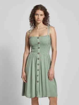 Sukienka o długości do kolan z marszczonymi detalami model ‘ANNIKA’ Only