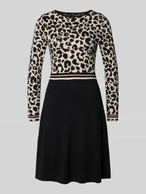 Sukienka o długości do kolan z mieszanki wiskozy z efektem dzianiny Zero