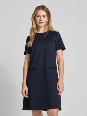 Sukienka o długości do kolan z okrągłym dekoltem Christian Berg Woman Selection