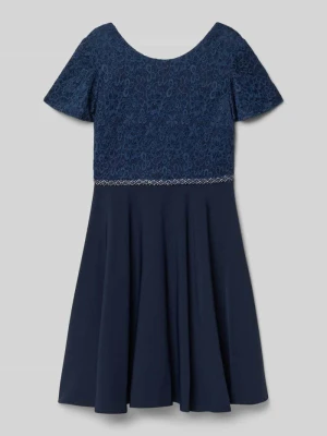 Sukienka o długości do kolan z okrągłym dekoltem Happy Girls