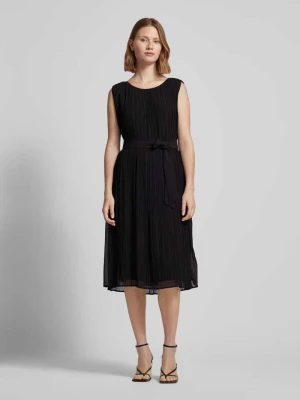 Sukienka o długości do kolan z plisami Christian Berg Woman Selection