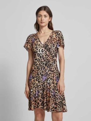 Sukienka o długości do kolan ze zwierzęcym nadrukiem model ‘Kaluna’ HUGO