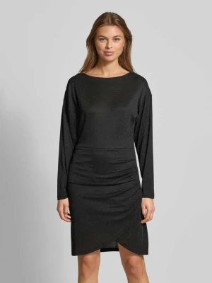 Sukienka o kroju regular fit z marszczeniem model ‘Syrene’ b.Young