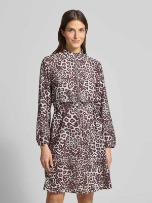 Sukienka z mieszanki wiskozy ze zwierzęcym nadrukiem na całej powierzchni Marc Cain