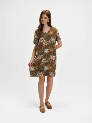 Sukienka o luźnym kroju z tropikalnym motywem Top Secret