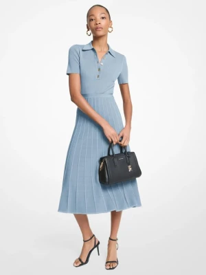 Sukienka polo średniej długości z elastycznej prążkowanej dzianiny Michael Kors CHAMBRAY (Niebieski)