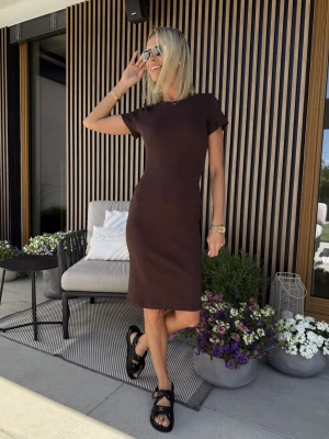 Sukienka Prążkowana Brązowa Basic XS/S ClothStore