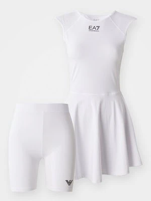 Sukienka sportowa EA7 Emporio Armani