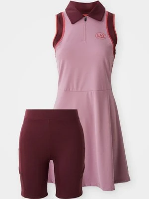 Sukienka sportowa EA7 Emporio Armani