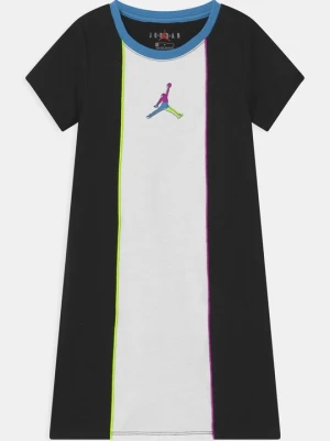 Sukienka sportowa Jordan czarny