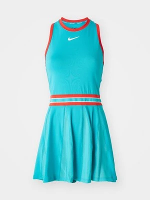 Sukienka sportowa Nike Performance