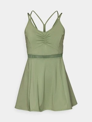 Sukienka sportowa Puma