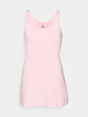 Sukienka sportowa Under Armour
