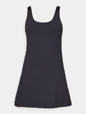 Sukienka sportowa Under Armour