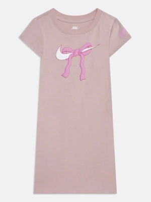 Sukienka T-shirt Nike różowy
