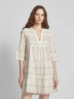 Sukienka tunikowa o długości do kolan ze wzorem na całej powierzchni model ‘DICTHE’ Vero Moda