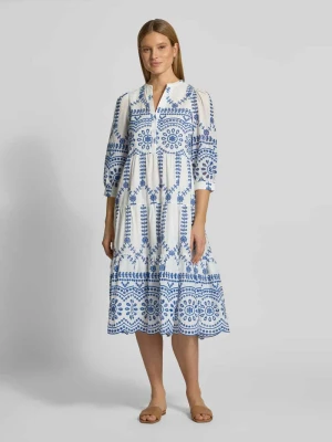 Sukienka tunikowa z dołem obszytym falbaną i haftem angielskim Apricot