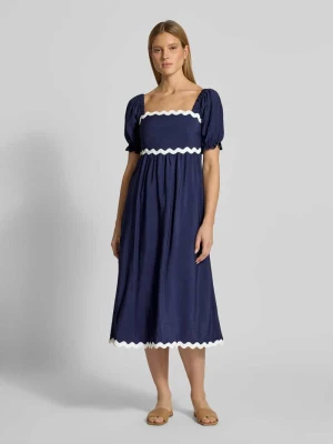 Sukienka tunikowa z prostokątnym dekoltem Apricot