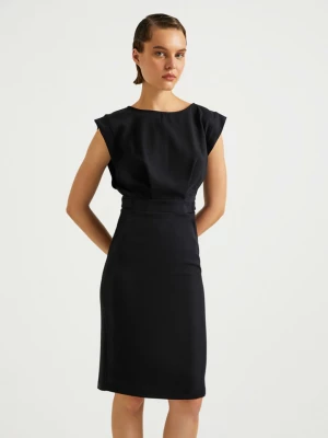 BGN Sukienka w kolorze czarnym rozmiar: 34