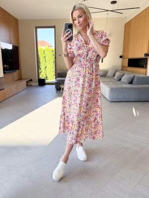 Sukienka w Kwiaty Lise UNI ClothStore