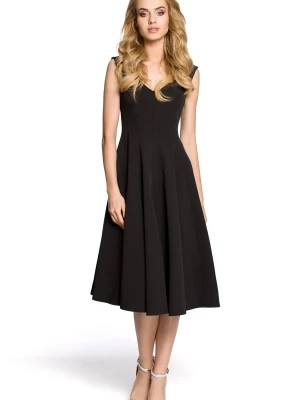 Sukienka wieczorowa rozkloszowana z dekoltem V czarna Sukienki.shop