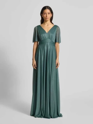 Sukienka wieczorowa z dekoltem w serek Christian Berg Cocktail