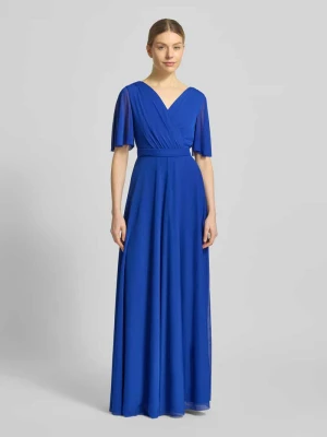 Sukienka wieczorowa z dekoltem w serek i rękawami motylkowymi Christian Berg Cocktail