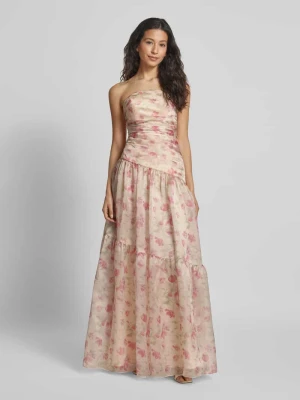 Sukienka wieczorowa z dołem obszytym falbaną i marszczeniami luxuar