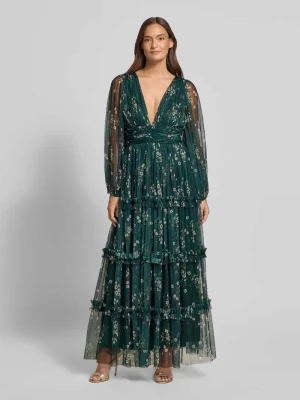 Sukienka wieczorowa z efektem stopniowania z dekoltem w serek Lace & Beads