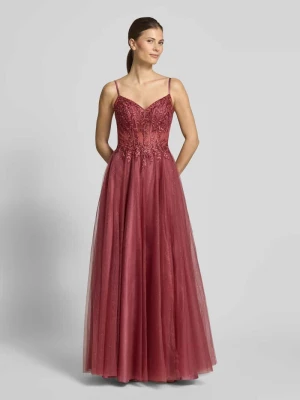 sukienka wieczorowa z haftami i obszyciem ozdobnymi kamieniami luxuar