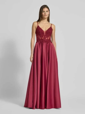 Sukienka wieczorowa z kwiatowym, ozdobnym obszyciem Mascara