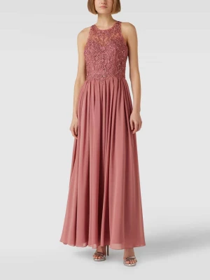 Sukienka wieczorowa z kwiatowymi haftami i ozdobnymi perełkami Laona