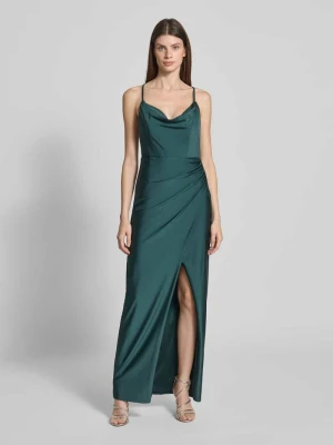 Sukienka wieczorowa z lejącym dekoltem i rozcięciem V.M.