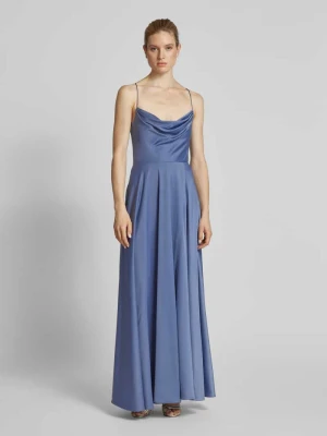 Sukienka wieczorowa z lejącym dekoltem V.M.