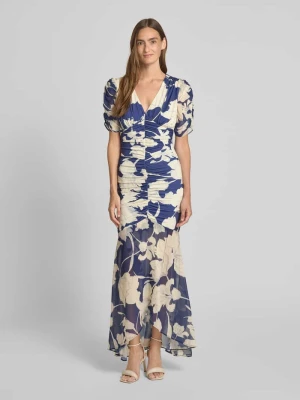 Sukienka wieczorowa z marszczeniami Lipsy