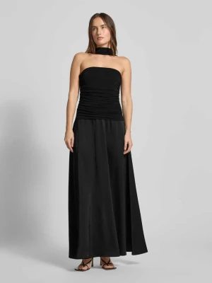 Sukienka wieczorowa z marszczeniami model ‘Hamina’ NEO NOIR