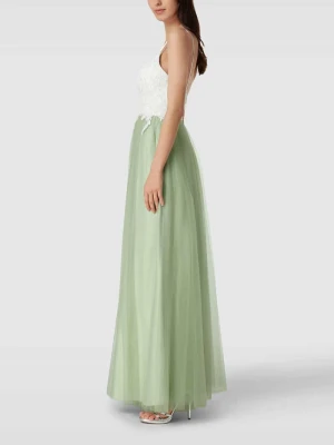 Sukienka wieczorowa z obszyciem w kontrastowym kolorze luxuar