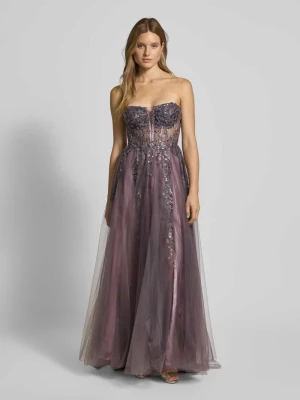 Sukienka wieczorowa z odkrytymi ramionami luxuar