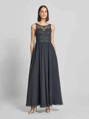 Sukienka wieczorowa z ozdobnymi kamieniami i kwiatowymi haftami Laona