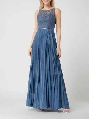 Sukienka wieczorowa z plisowaną spódnicą luxuar