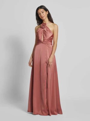 Sukienka wieczorowa z satyny z wycięciem luxuar