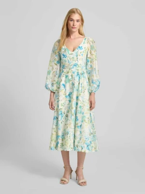 Sukienka wieczorowa z wiązanym paskiem Forever New