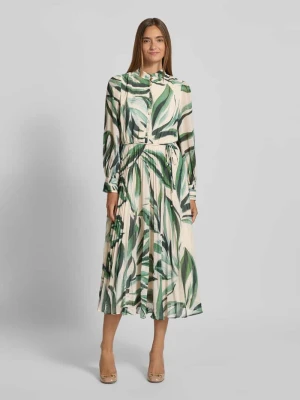 Sukienka wieczorowa ze stójką model ‘Annabel’ Forever New