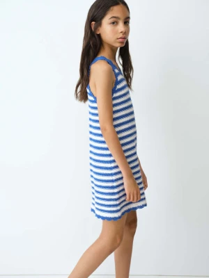 Sukienka z ażurowej dzianiny w paski electric blue - Dzieci - lata - MANGO KIDS