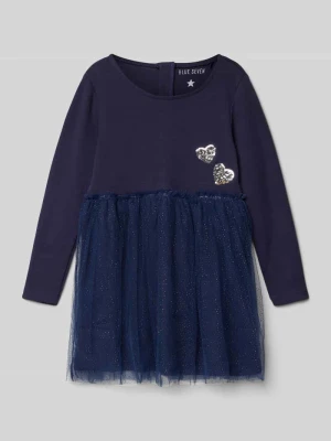 Sukienka z cekinowym obszyciem BLUE SEVEN