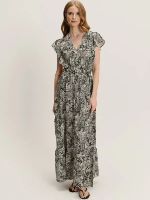 Sukienka z czarno-białym nadrukiem i dekoltem v Greenpoint