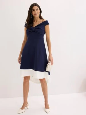 Sukienka z dekoltem carmen i przewiązaniem bonprix