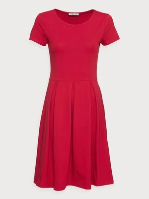 Sukienka z dżerseju Anna Field