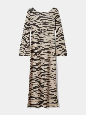 Sukienka z dżerseju Bershka